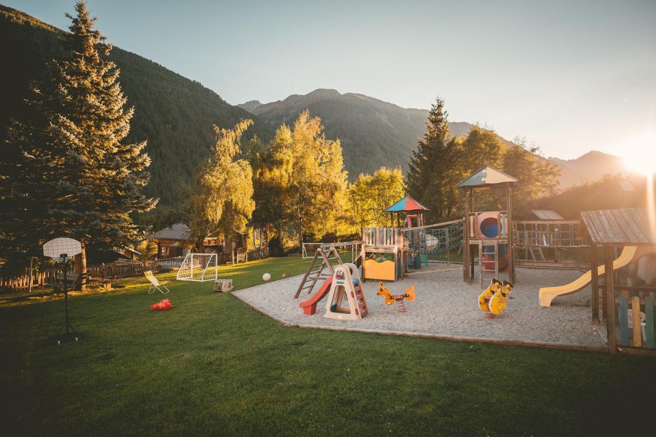 Familienhotel Replerhof Mit Kinderbetreuung Pragraten Exterior photo
